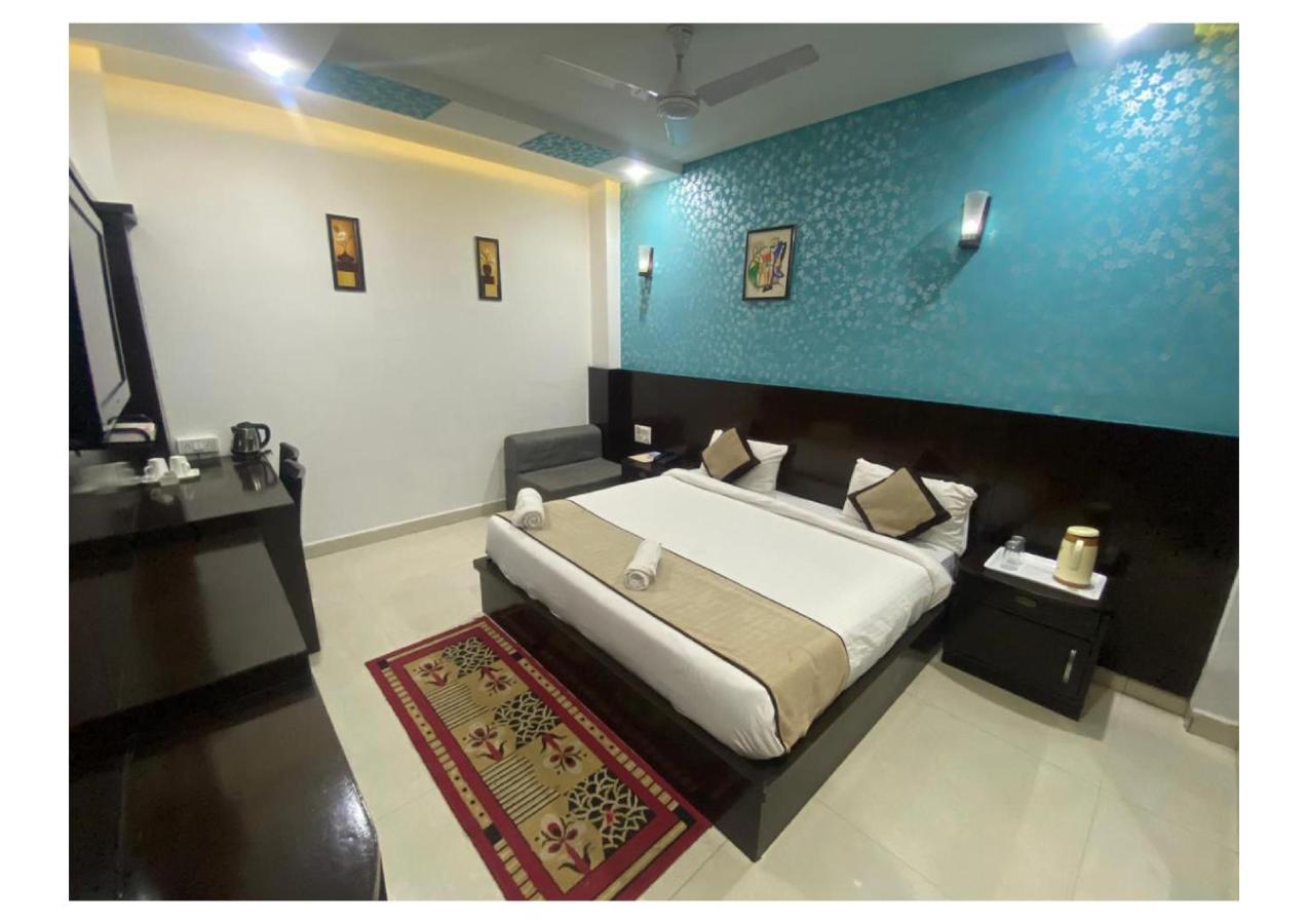 Hotel Dazzling East Gate à Agra  Extérieur photo