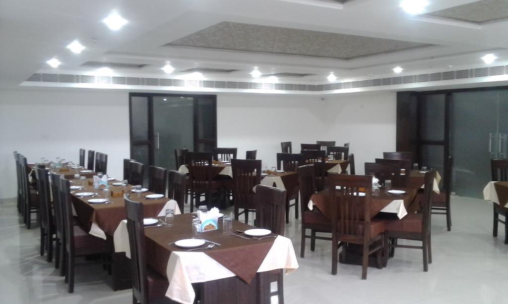 Hotel Dazzling East Gate à Agra  Extérieur photo