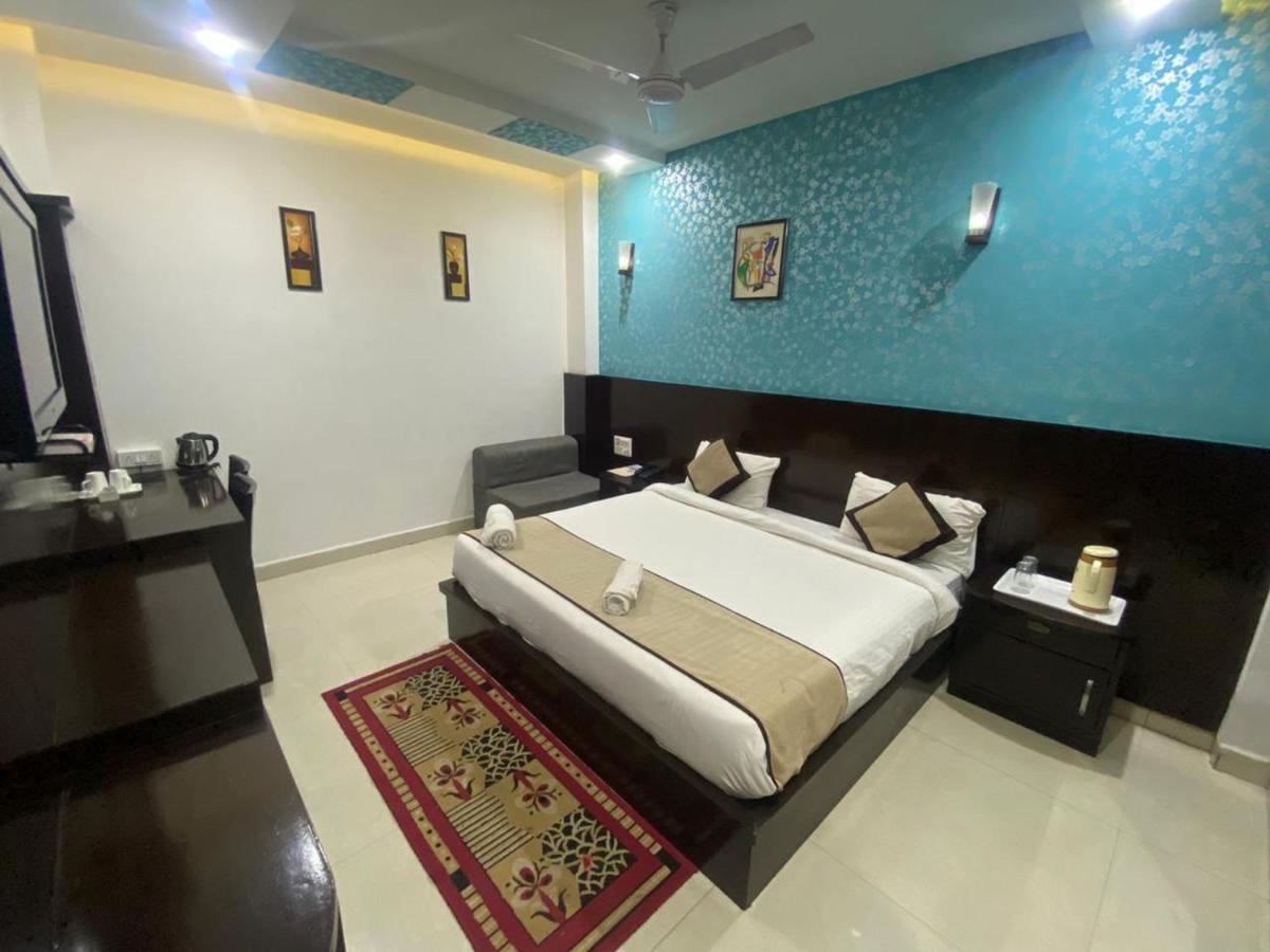 Hotel Dazzling East Gate à Agra  Extérieur photo