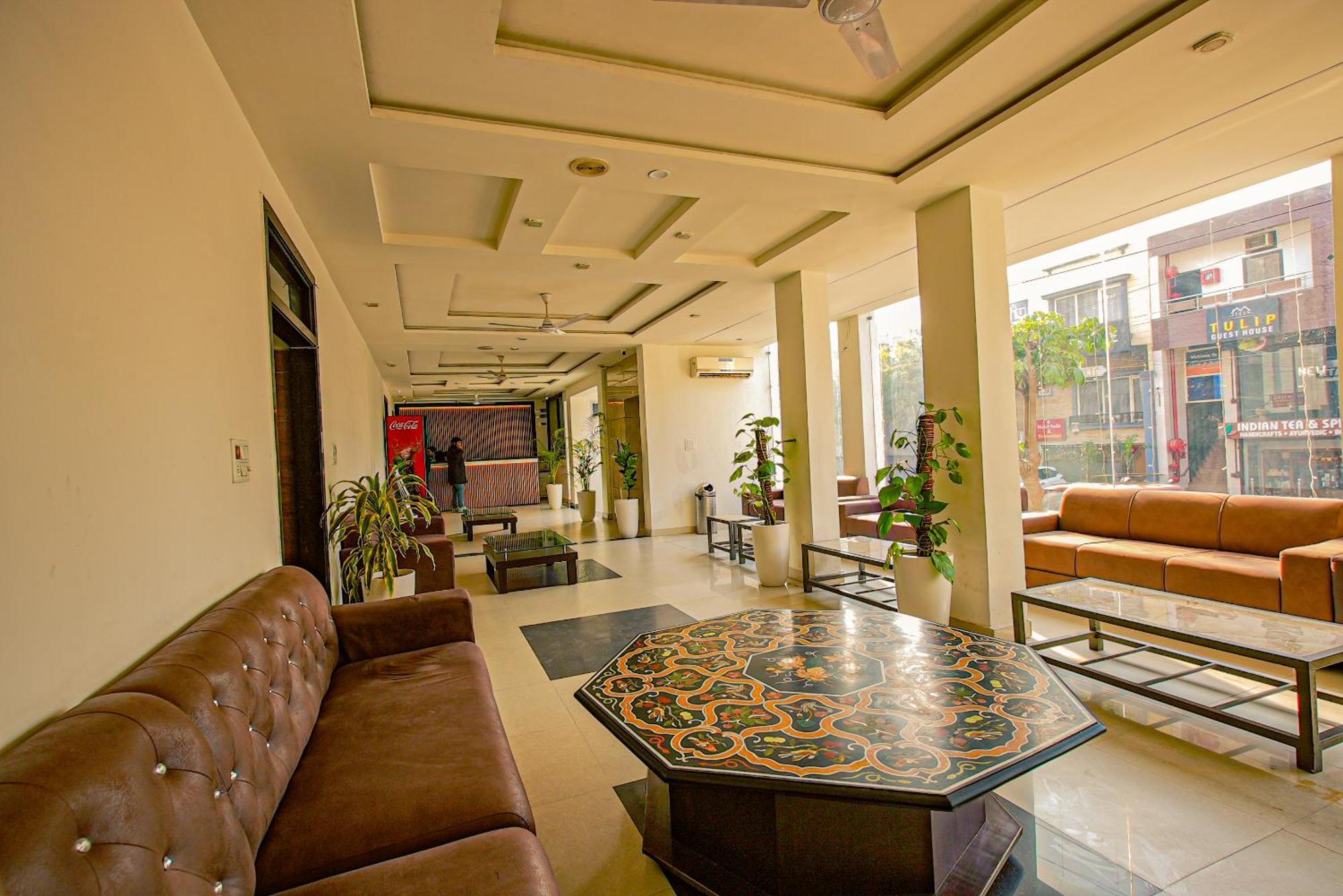 Hotel Dazzling East Gate à Agra  Extérieur photo